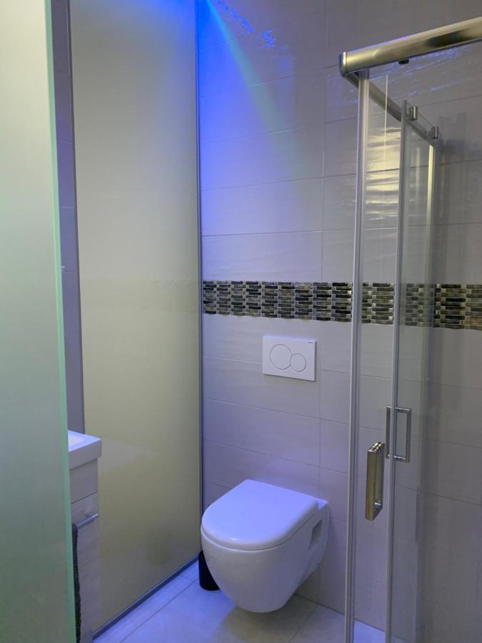 Executive Single Room With En-Suite In Guest House City Centre Luxembourg Bagian luar foto